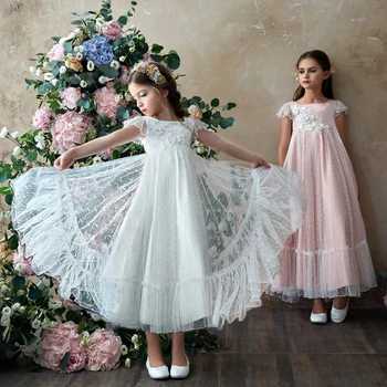 balta plunksna Gėlė Mergaitės suknelės vestuvėms Karoliukais Mažylis Pageant chalatai Bateau kaklo grindų ilgis Suplėšytos vaikiškos prom suknelės