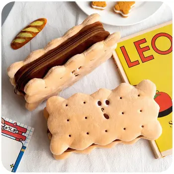 Kanceliarinės prekės Didelės talpos mokykliniai reikmenys Biuro reikmenys Sausainių formos sausainiai Pieštuko krepšys Animacinis krepšys Animacinis pieštukų krepšys Pliušinis pieštukų dėklas